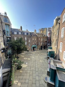 45 Monmouth Street, London, Office To Let - 1st Floor meeting room over looking court yard