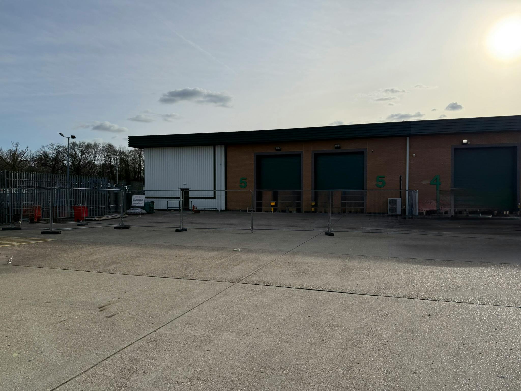 Industrial Unit in Southampton - photo 2