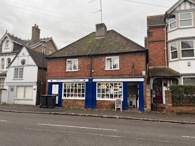 1 & 2 Clieve Cottages, Cookham, Investment / Retail For Sale - IMG_2718.JPEG