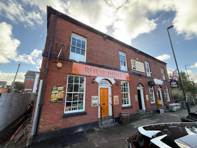 29 Church Street, Warrington, Pub / Restaurant / Takeaway To Let - front.jpg