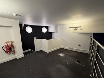 34a Shad Thames, London, Class E Retail / Leisure / E Class Retail / Leisure (no extract - Open A1) / Office / Retail To Let / For Sale - IMG_0688.JPEG