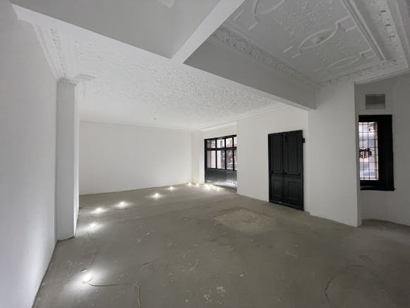 Retail / Cafe / Grab & Go Opportunity, 116A Knightsbridge, London To Let - IMG_1142.jpg