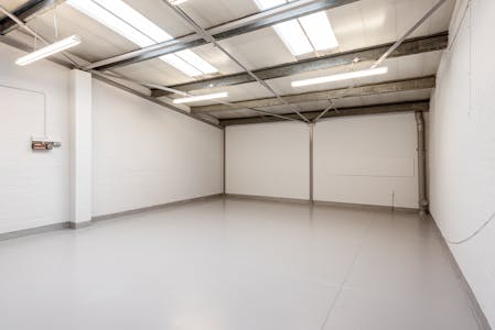 Oakbank Trading Estate, Garscube Road, Glasgow, Industrial To Let - DSC_0722.jpg