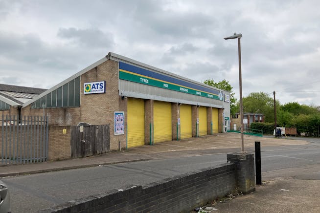 30 Wash Road, Brentwood For Sale - Photo 4.jpg 30 Wash Road, Brentwood For Sale - Photo 4.jpg