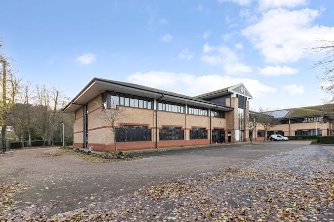 First Floor, Hampden Court, High Wycombe, Offices To Let - 101879_Hampden-Court-Kingsmead-Business (11).jpg
