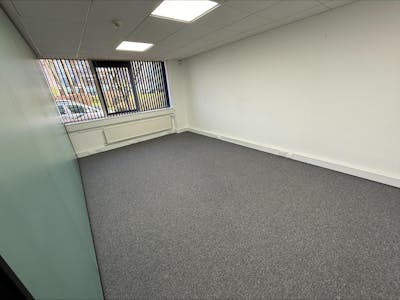 3Abloy House, Watford, Industrial / Trade Counter / Warehouse To Let - processed-29142C87-8FB5-474B-A881-0F0E66F860B4.jpeg