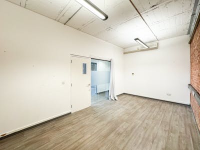 Deane House Studios - Unit 20, London, Office To Let - 8