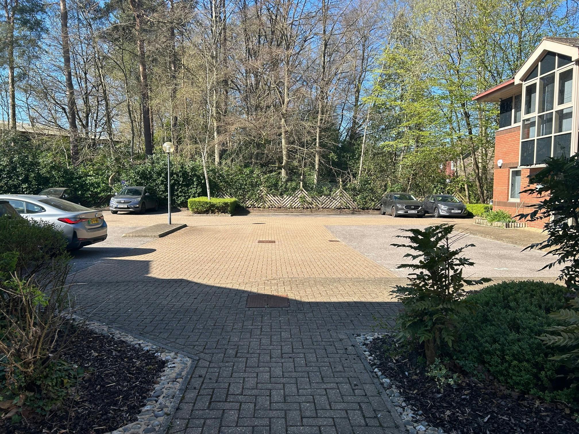 Unit 4, Wellington Business Park, Crowthorne, Offices For Sale - 7.jpg