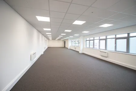 Unit 2 Slough Interchange Industrial Estate, Slough, Industrial / Warehouse To Let - 5.jpg