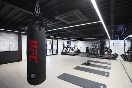 201 West George Street, Glasgow, Office To Let - Gym Facilities - Wellington Place