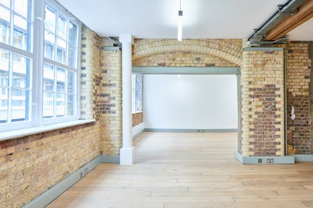 16-17 Little Portland Street, London, Office To Let - cde84a561ad7de3e9ab7fa35d15021d2210727EC1_012.jpg