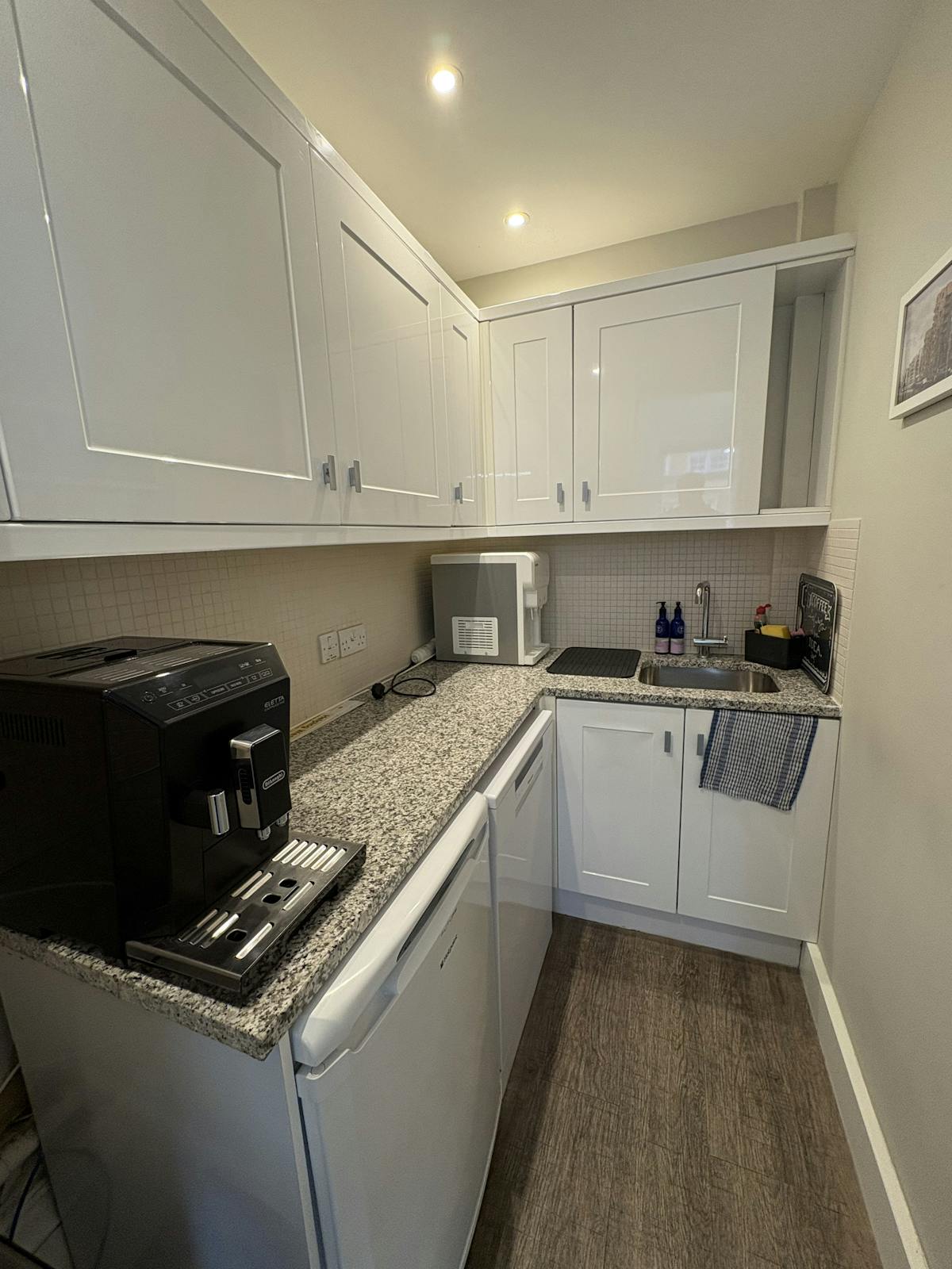 D0ea03388efaf69fc59e474b4f32b5f5 20251015 142555363 Ios