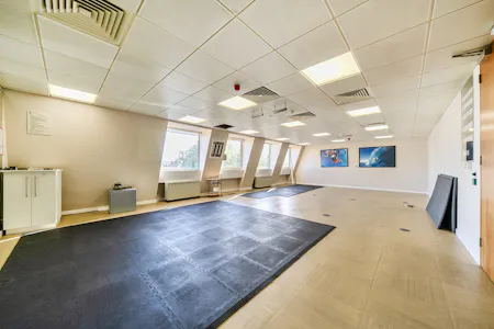 Lawn House, London, Office To Let - 1530894 (9).jpg
