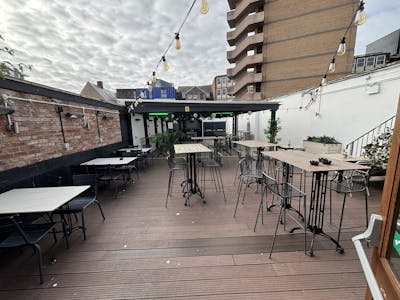 The Coach House, 59-60 Wind Street, Swansea, Food & Beverage / Leisure / Pub / Bar / Club To Let - Exterior.jpg