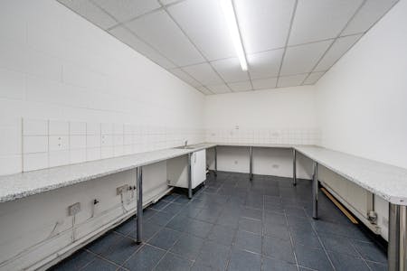 Unit 4 58-60 Minerva Road, Park Royal, Industrial To Let - 67a0e32da77431236488 3.jpg