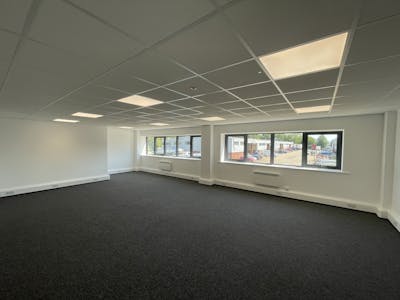 Unit 2, Stocklake Industrial Park, Aylesbury, Industrial To Let - IMG_1997.JPG