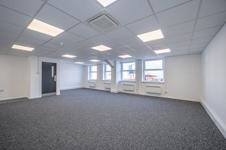 Unit 8, Fairway Trading Estate, Heathrow, Industrial / Warehouse To Let - UNIT 8 FAIRWAYS HEATHROW_027.jpg