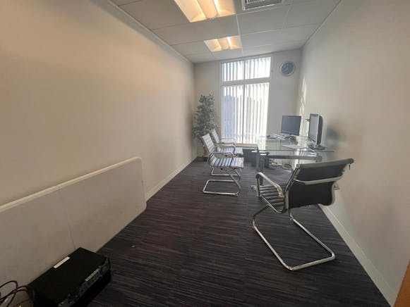 Second Floor, Brandon House, Chesham, Offices To Let - WhatsApp Image 20250915 at 112750_3825af25.jpg