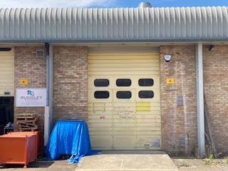 13 Rabans Close, Rabans Lane Industrial Estate, Aylesbury, Industrial To Let - 1.jpeg