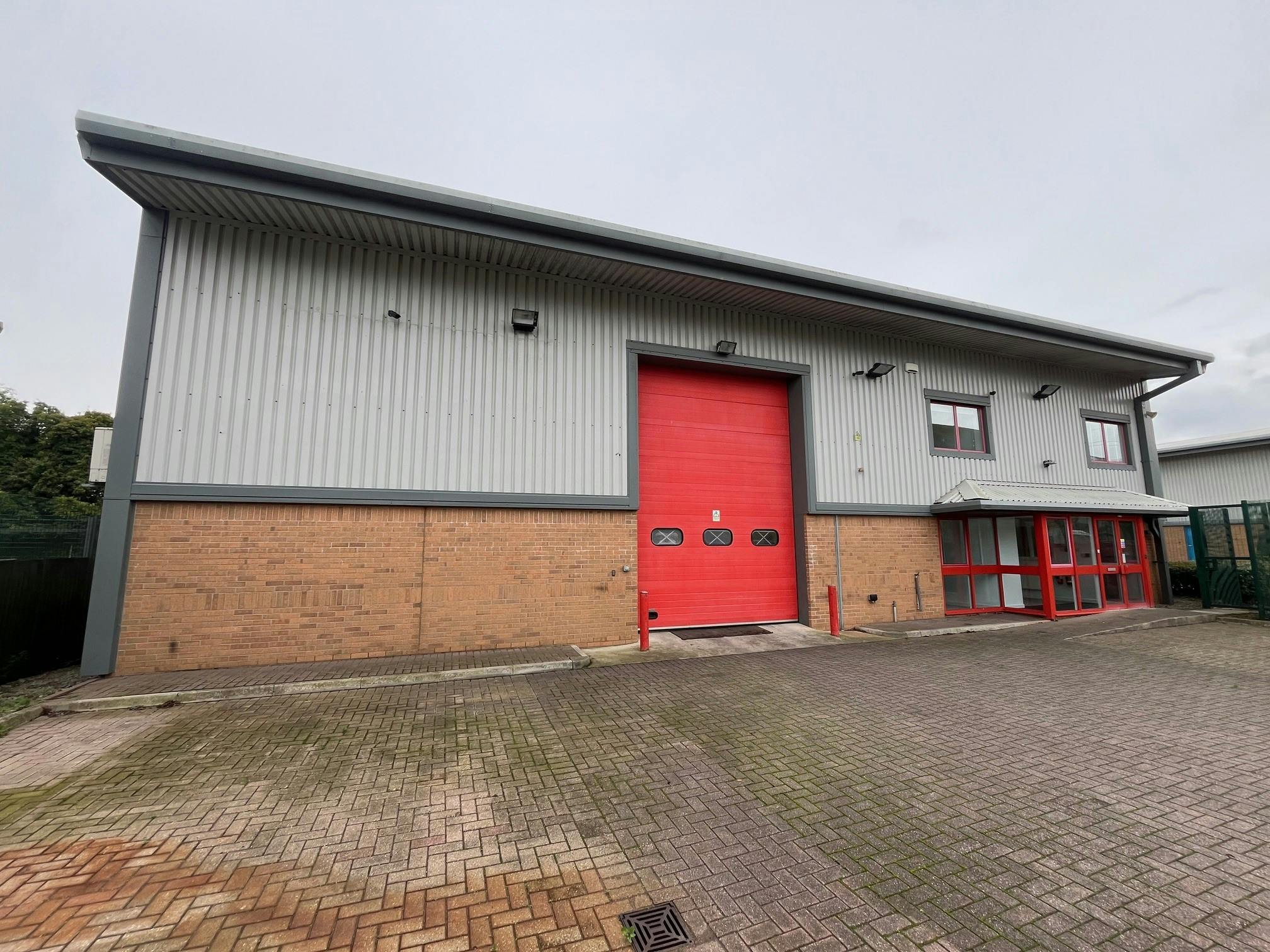 Unit 1 Cornbrash Park, Bumpers Farm Industrial Estate,, Chippenham, Industrial To Let - 3.jpg