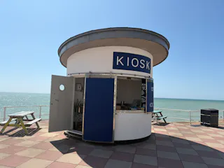 Kiosk above Bottle Alley, Eversfield Place, St Leonards on Sea, Retail To Let - IMG_0443.JPEG