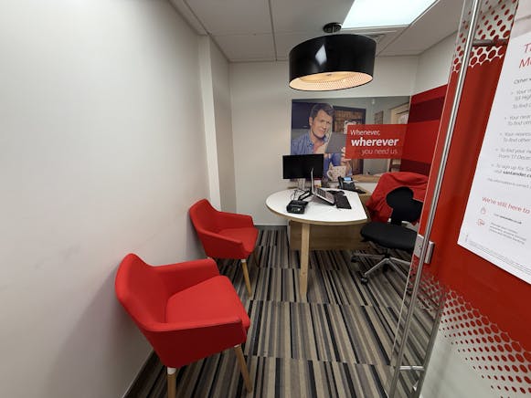 15 Victoria Square, Droitwich, Retail To Let / For Sale - Image 7