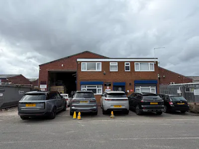 Unit 8, Vernon Road, Halesowen, Industrial / Trade Counter / Warehouse To Let - p1.jpg
