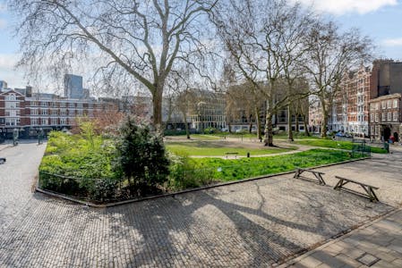 12A Charterhouse Square, London, Office To Let - 8498914exterior02800.jpg