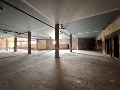 Unit A - 138-152 Powis Street, London, Healthcare / Leisure / Office / Retail To Let - IMG_4419.jpg
