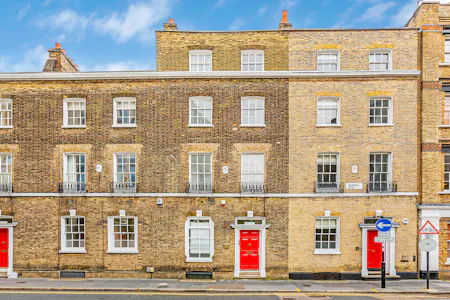 Bunhill Row, London, Maisonette To Let - External Shot