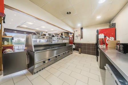 75 - 77 Uxbridge Road, Stanmore, Investment / Retail For Sale - 1241491 7.jpg