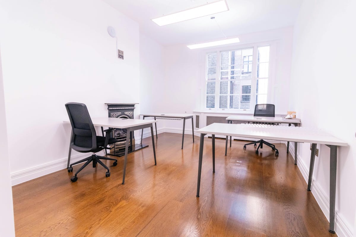 D18adda2ba3f3e35be5c786698f8011c 7