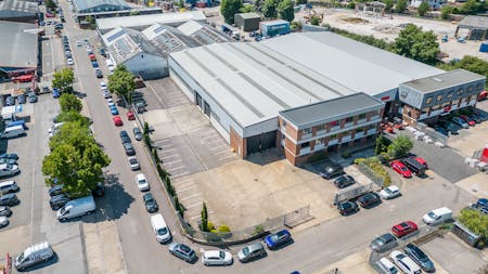 Unit 4, Brick Knoll Park, St Albans, Industrial/Logistics To Let - Brick_Knoll_Pk_Unit 4_007.jpg