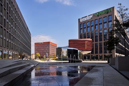 Rustonka R3, Sokolovská 695/115b, Praha 8, Office To Let - ondrej-vibes-rustonka-real-estate-2048px-00045.jpg