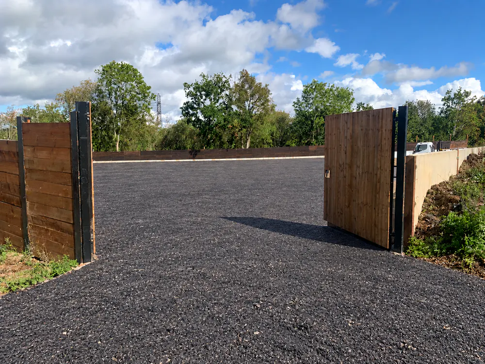 Hilfield Lane South - Open Gate to Reclaimed Asphalt Yard.png