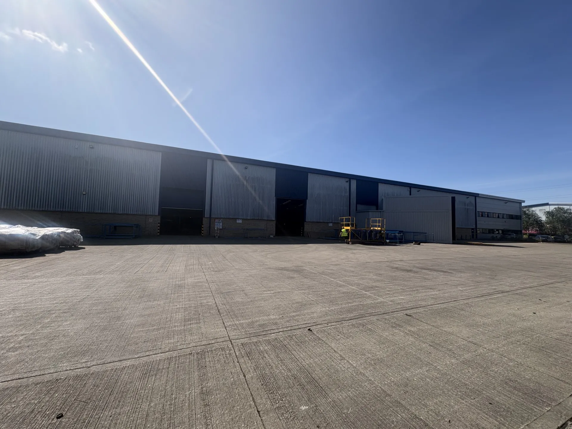 Unit J2, Lowfields Way, Elland, West Yorkshire, HX5 9DA