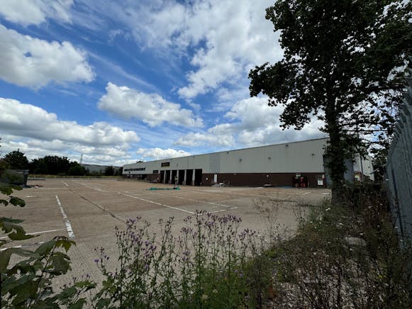 Unit 10 Oriana Way, Southampton, Industrial To Let - 10 Oriana.jpg