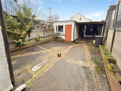 273 Kiln Road, Benfleet, Investment For Sale - 30025110-WhatsApp 20Image 202026-02-18 20at 202.42.58 20PM 20 281 29.jpeg