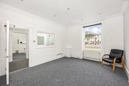 Coach House, 26 Marlborough Place, Brighton, E (Commercial / Business / Service) / Education / F1 (Learning and Non-Residential Institutions) / Healthcare / Office / Other - Health / Nursery / Church / Education To Let - Marlborough Place 26-016.JPG
