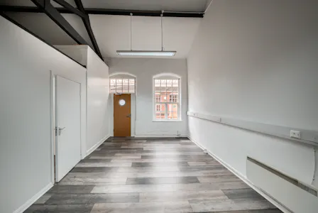 Suite 10 Newhall Place, Birmingham, Office To Let - XH2A7260-HDR(3).jpg