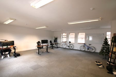 First Floor Unit 8 Winchester Place, Poole, Office To Let - IMG_4959-1.JPG