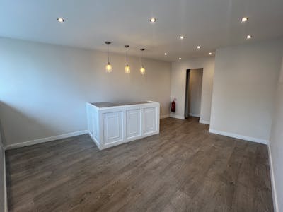 3 Station Square, Harrogate, Retail To Let - IMG_6227.jpeg