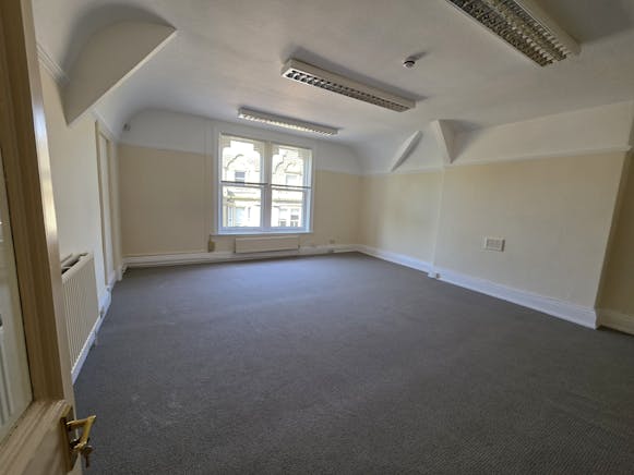 7 Victoria Avenue, Harrogate, Offices To Let - 1000043295.jpg