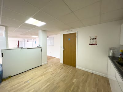 9 Enfield Road, London, Office To Let - IMG_3471.jpg