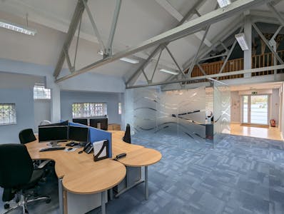 Unit 3A, Radlett, Office For Sale - PXL_20240927_122944236.jpg