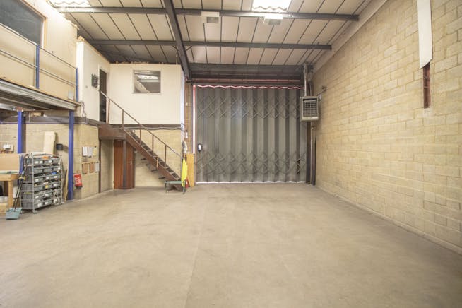 Unit 7, Endsleigh Industrial Estate, Southall, Industrial / Warehouse For Sale - 3.jpg