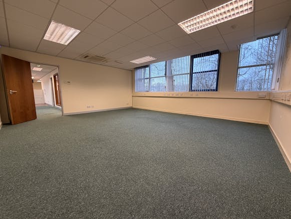 Suite 2, South Inch Business Centre, Perth, Offices To Let - IMG_1603.JPG