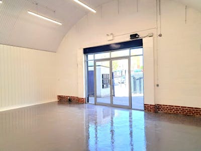Arch 213, Ponsford Street, London, Industrial To Let - HMN00602_ARCH_213_PONSFORD_STREET_WEB (1) - Edited.jpg