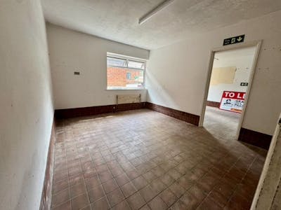 Springs Business Park, Henfield, Office To Let - Block E Internal 6.jpg