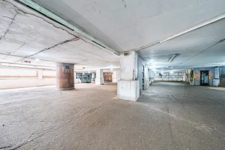 Bunker 51, 3 Herringham Road, Charlton, Class E Retail / Leisure / D2 (Assembly and Leisure) / Leisure / Light Industrial / Open Storage / Trade / Warehouse / Yard To Let - 1433196-10-69c3e25334b5c.jpg